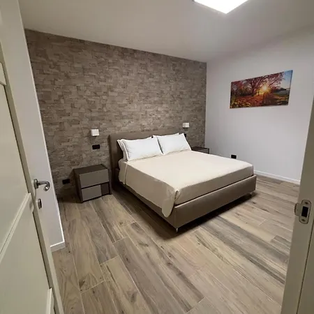 By Margi Lejlighed *