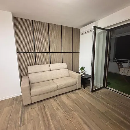 By Margi Διαμέρισμα *